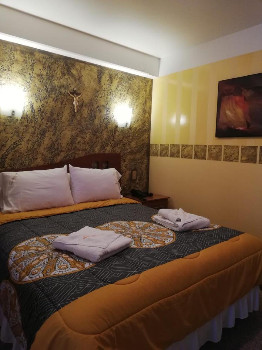 Hotel "Virgen Del Socavon" Oruro Ngoại thất bức ảnh