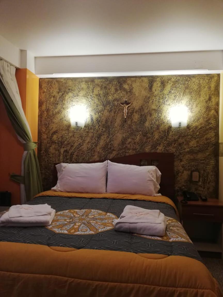 Hotel "Virgen Del Socavon" Oruro Ngoại thất bức ảnh